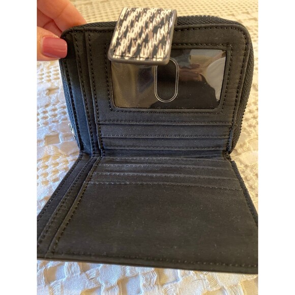 Liz Claiborne Wallet Zebra Animal Print Clutch Purse has 12 Credit Card Slots!! - Picture 5 of 12